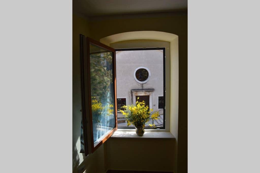Old Town Apartment Popovic Vrsar Buitenkant foto