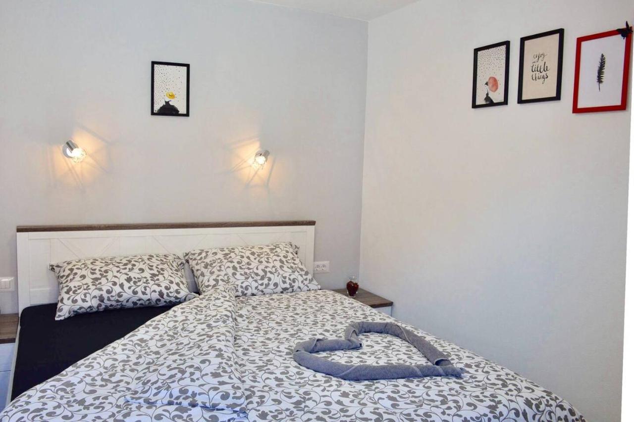 Old Town Apartment Popovic Vrsar Buitenkant foto